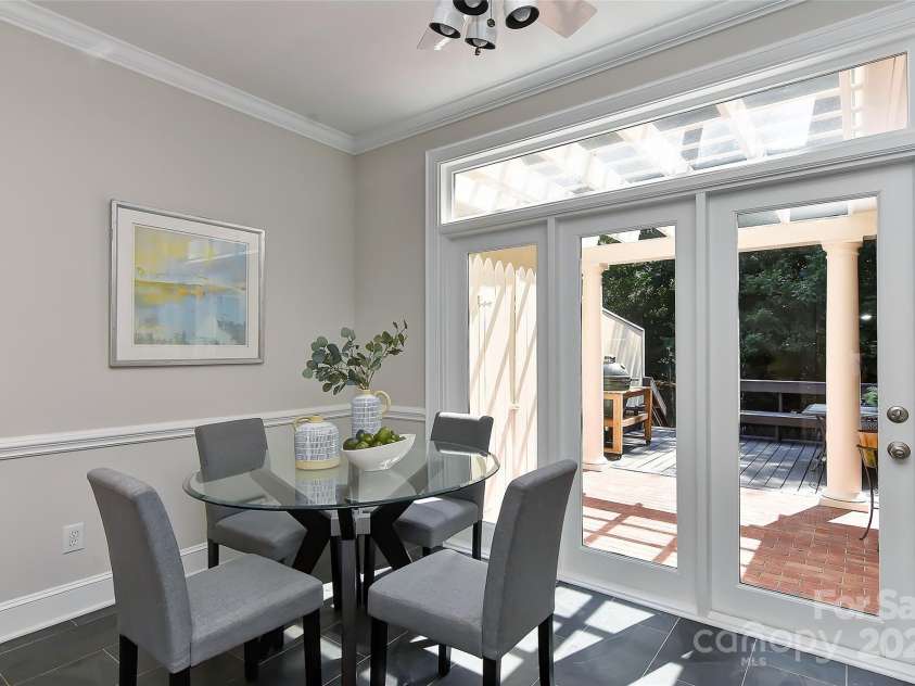 6623 Gaywind Drive, Charlotte, NC 28226.  MLS# CAR4277383, YatesRealty ID 26178. 