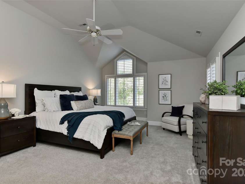 6623 Gaywind Drive, Charlotte, NC 28226.  MLS# CAR4277383, YatesRealty ID 26178. 