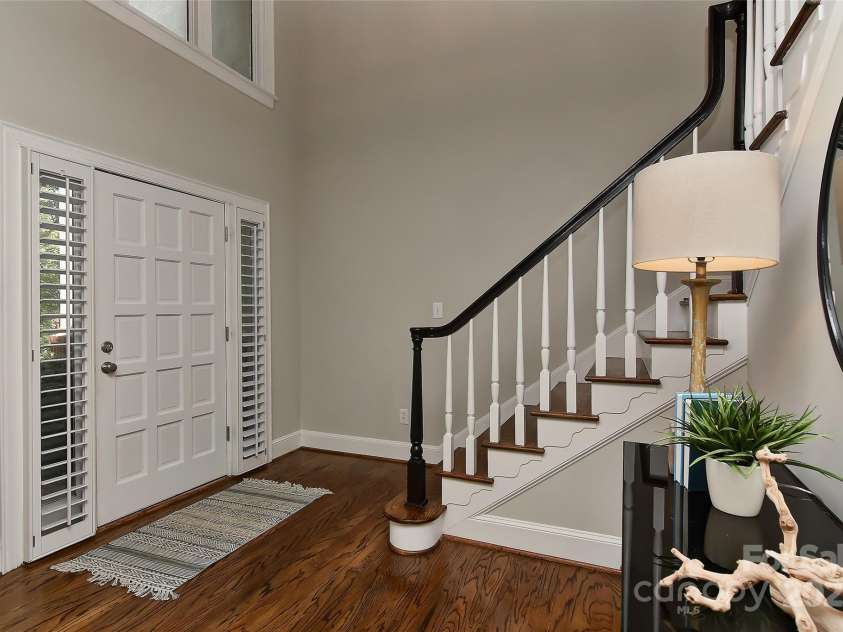 6623 Gaywind Drive, Charlotte, NC 28226.  MLS# CAR4277383, YatesRealty ID 26178. 