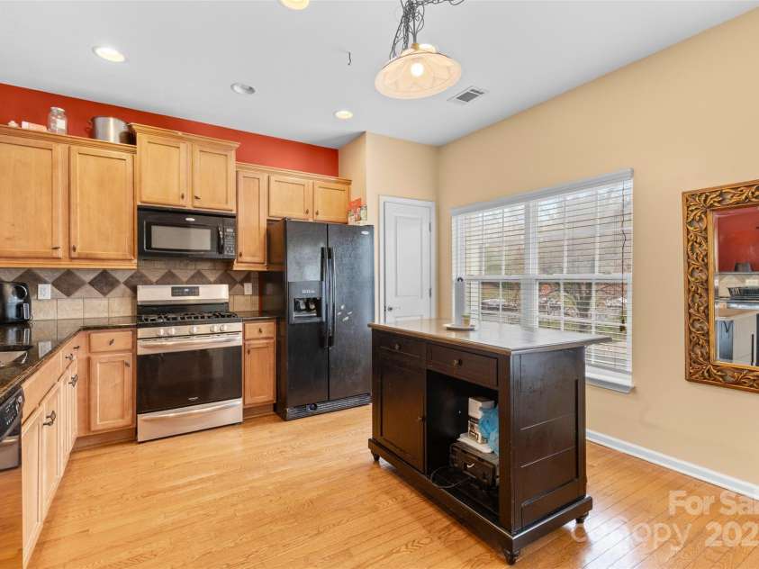 14139 Winford Lane, Charlotte, NC 28262.  MLS# CAR4231863, YatesRealty ID 2618. 