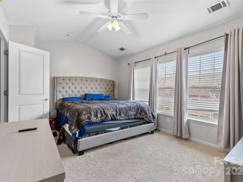 14139 Winford Lane, Charlotte, NC 28262.  MLS# CAR4231863, YatesRealty ID 2618. 