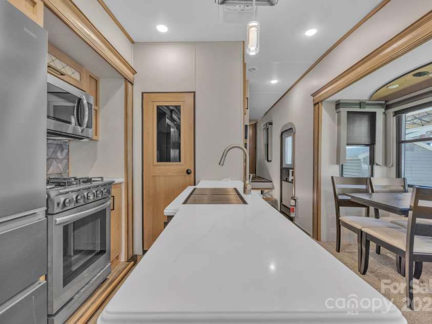 195 Finch Way, West Jefferson, NC 28694.  MLS# CAR4249763, YatesRealty ID 2618. 