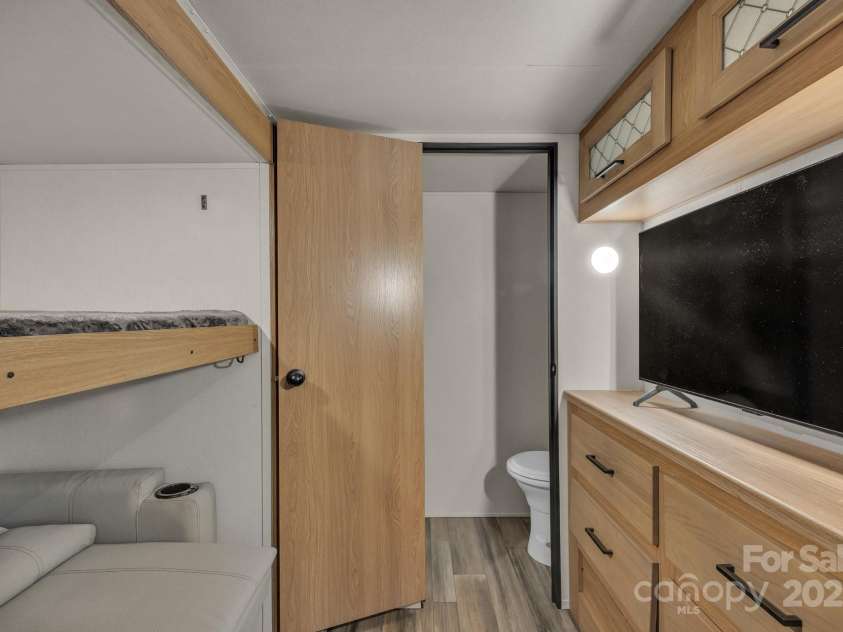 195 Finch Way, West Jefferson, NC 28694.  MLS# CAR4249763, YatesRealty ID 2618. 