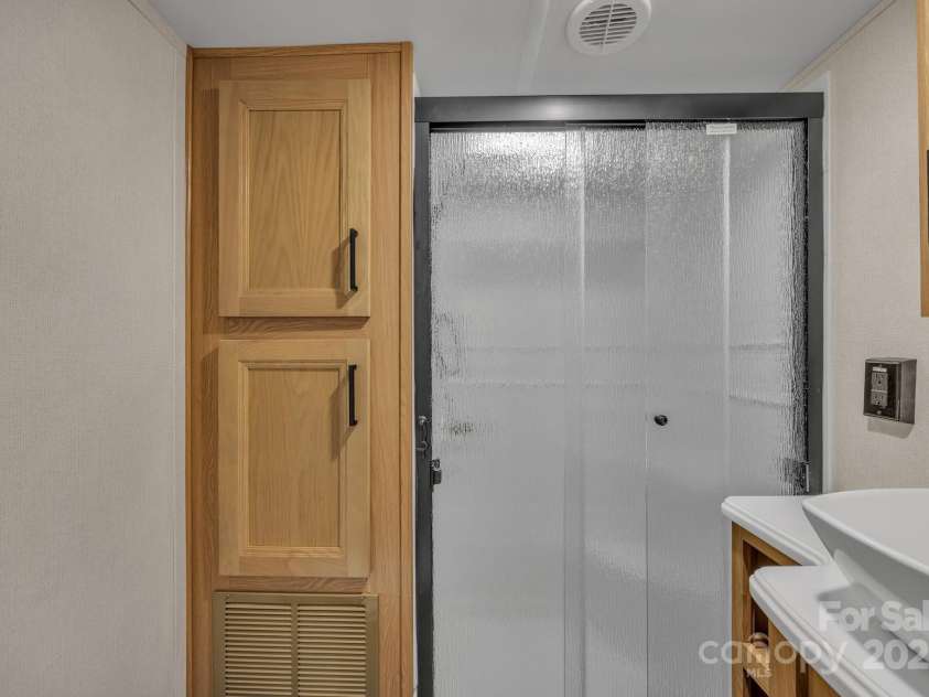 195 Finch Way, West Jefferson, NC 28694.  MLS# CAR4249763, YatesRealty ID 2618. 