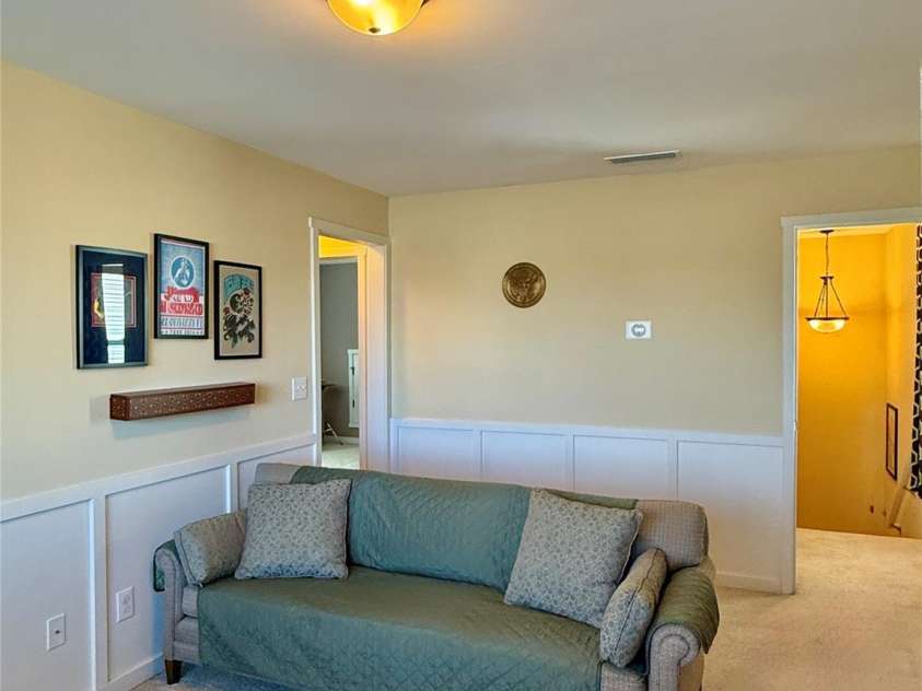 5227 Crystal Lakes Drive, Rock Hill, SC 29732.  MLS# CAR4338532, YatesRealty ID 26181. Flexible Loft Space