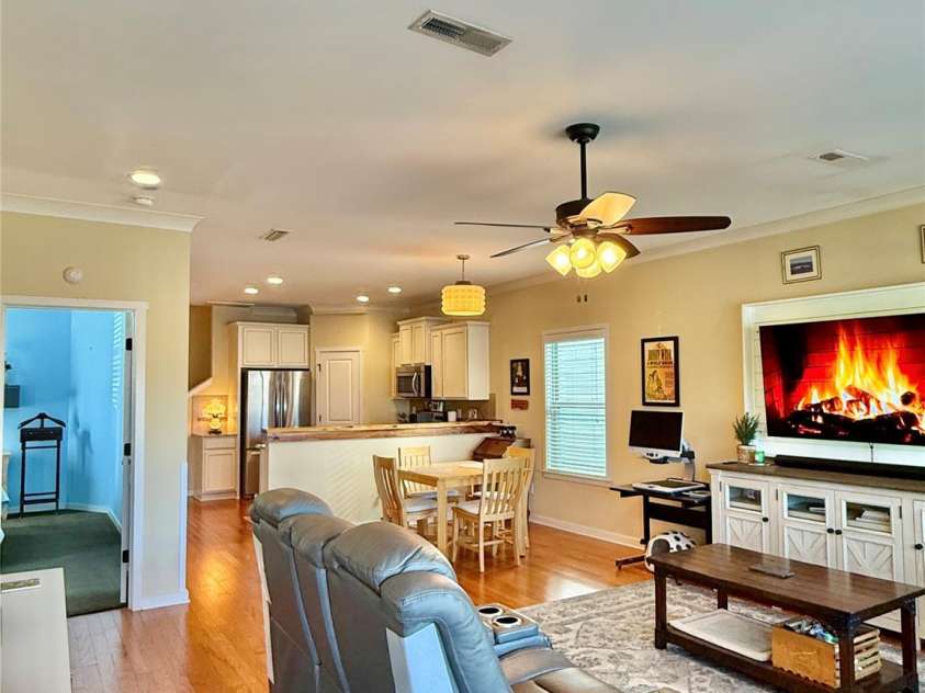 5227 Crystal Lakes Drive, Rock Hill, SC 29732.  MLS# CAR4338532, YatesRealty ID 26181. Open Floor Plan