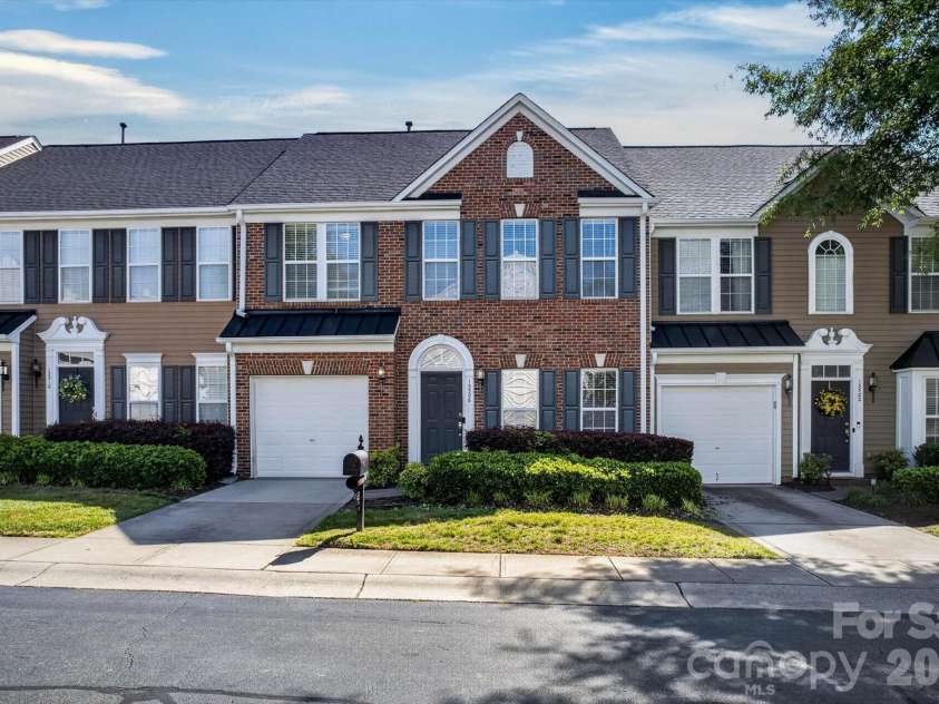 13506 Boulder Creek Drive, Charlotte, NC 28273.  MLS# CAR4378216, YatesRealty ID 26182. 