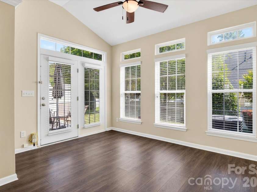 13506 Boulder Creek Drive, Charlotte, NC 28273.  MLS# CAR4378216, YatesRealty ID 26182. Sun Room