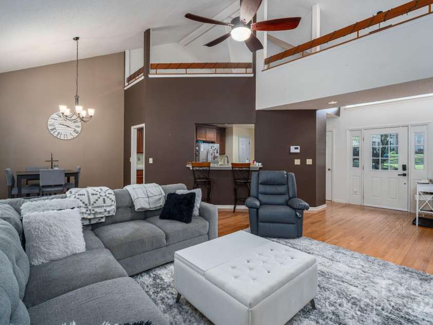 10925 Lassen Court, Charlotte, NC 28214.  MLS# CAR4270241, YatesRealty ID 26184. 
