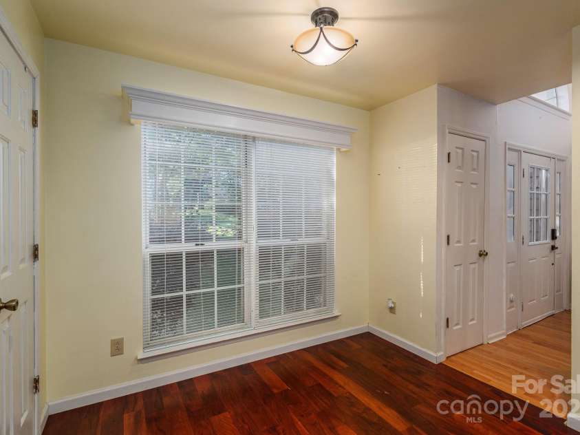 10925 Lassen Court, Charlotte, NC 28214.  MLS# CAR4270241, YatesRealty ID 26184. 