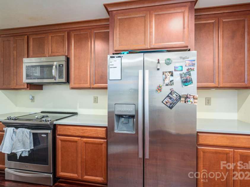 10925 Lassen Court, Charlotte, NC 28214.  MLS# CAR4270241, YatesRealty ID 26184. 