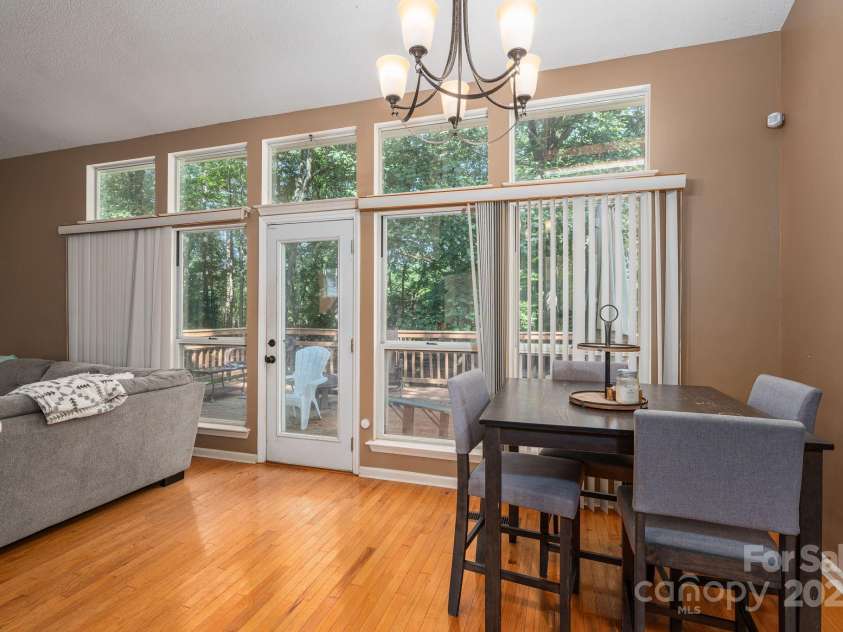 10925 Lassen Court, Charlotte, NC 28214.  MLS# CAR4270241, YatesRealty ID 26184. 