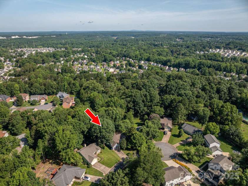 10925 Lassen Court, Charlotte, NC 28214.  MLS# CAR4270241, YatesRealty ID 26184. 