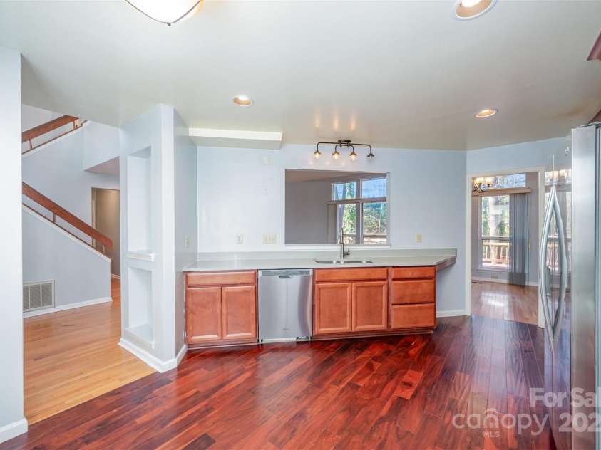 10925 Lassen Court, Charlotte, NC 28214.  MLS# CAR4329865, YatesRealty ID 26184. 