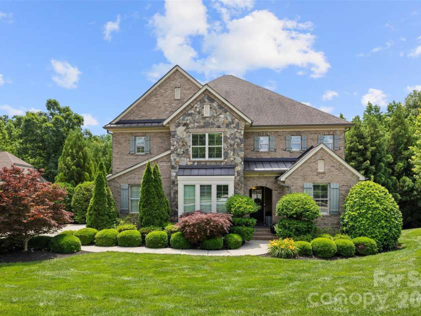 8703 Deakin Court, Waxhaw, NC 28173.  MLS# CAR4385726, YatesRealty ID 26184. 
