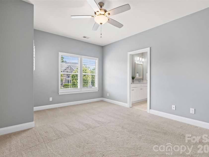 8703 Deakin Court, Waxhaw, NC 28173.  MLS# CAR4385726, YatesRealty ID 26184. 