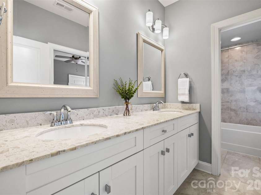 8703 Deakin Court, Waxhaw, NC 28173.  MLS# CAR4385726, YatesRealty ID 26184. 
