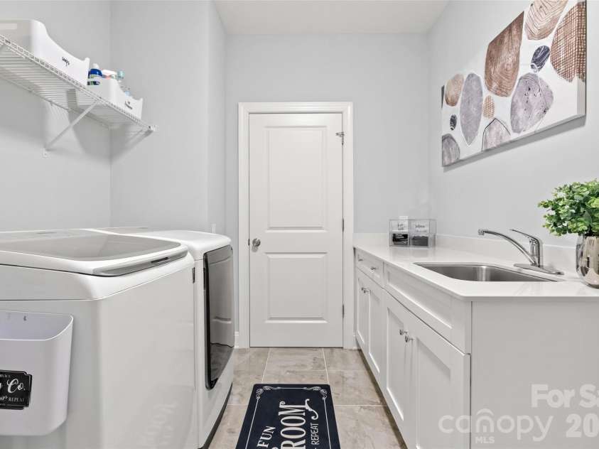8703 Deakin Court, Waxhaw, NC 28173.  MLS# CAR4385726, YatesRealty ID 26184. 