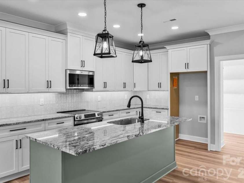 156 Greenhill Road, Mocksville, NC 27028.  MLS# CAR4387048, YatesRealty ID 26185. 