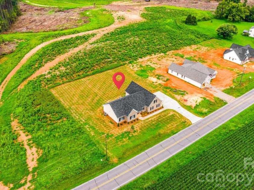 156 Greenhill Road, Mocksville, NC 27028.  MLS# CAR4387048, YatesRealty ID 26185. 
