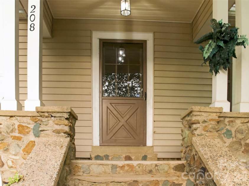 208 5th Street, Albemarle, NC 28001.  MLS# CAR4387165, YatesRealty ID 26186. 