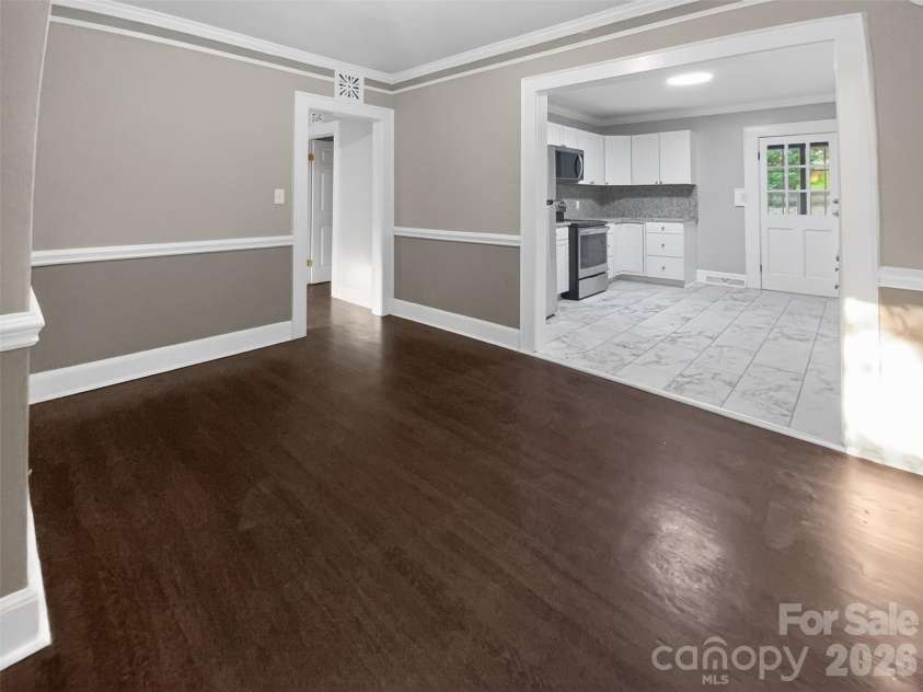 208 5th Street, Albemarle, NC 28001.  MLS# CAR4387165, YatesRealty ID 26186. 