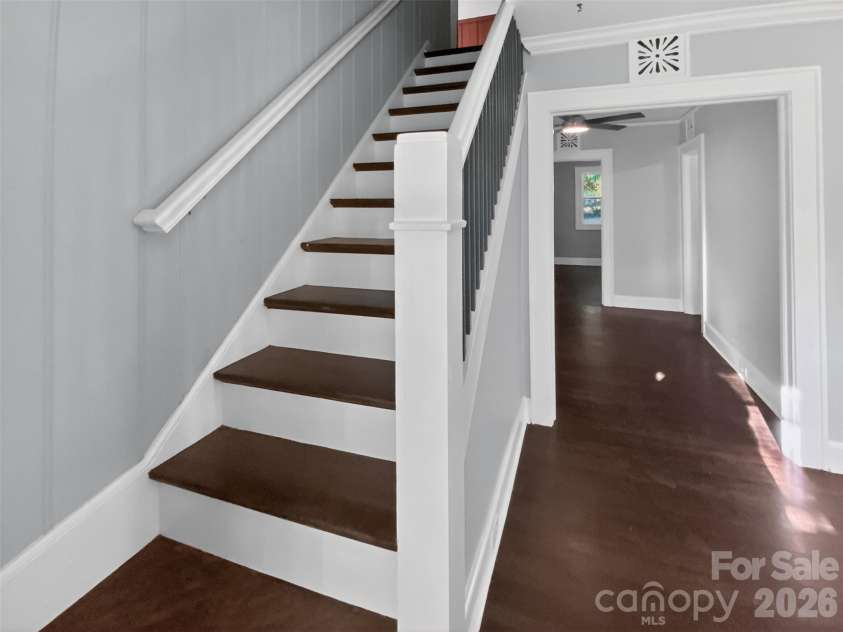 208 5th Street, Albemarle, NC 28001.  MLS# CAR4387165, YatesRealty ID 26186. 