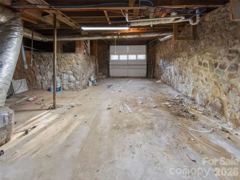 208 5th Street, Albemarle, NC 28001.  MLS# CAR4387165, YatesRealty ID 26186. 