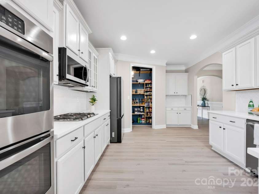 704 Fresia Drive, Tega Cay, SC 29708.  MLS# CAR4241905, YatesRealty ID 26186. 