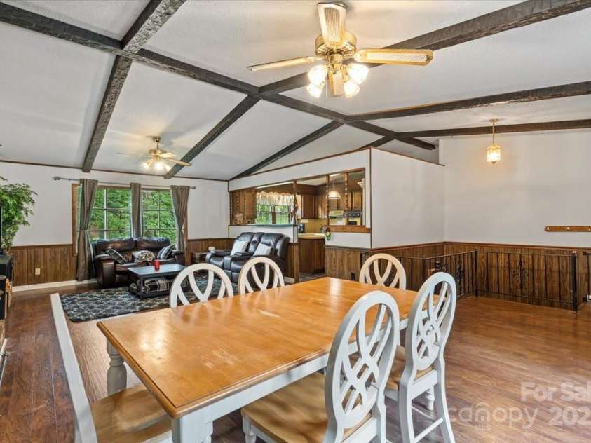 1808 Alpine Lane, Gastonia, NC 28054.  MLS# CAR4276235, YatesRealty ID 26187. 