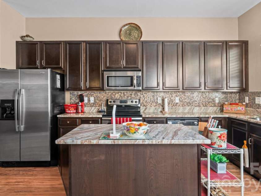 11774 Redbridge Boulevard, Midland, NC 28097.  MLS# CAR4371561, YatesRealty ID 26189. 