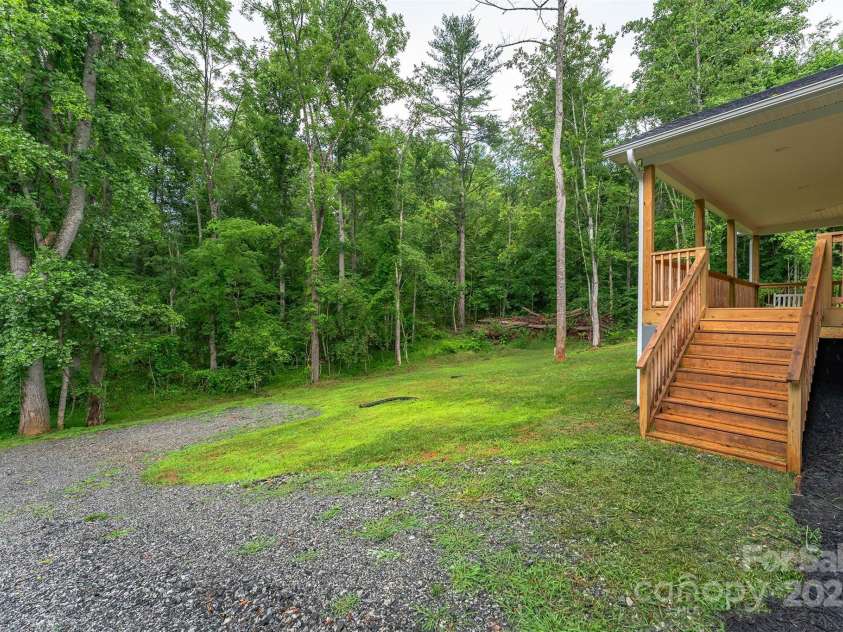 1585 South Main Street, Mars Hill, NC 28754.  MLS# CAR4196541, YatesRealty ID 2619. 