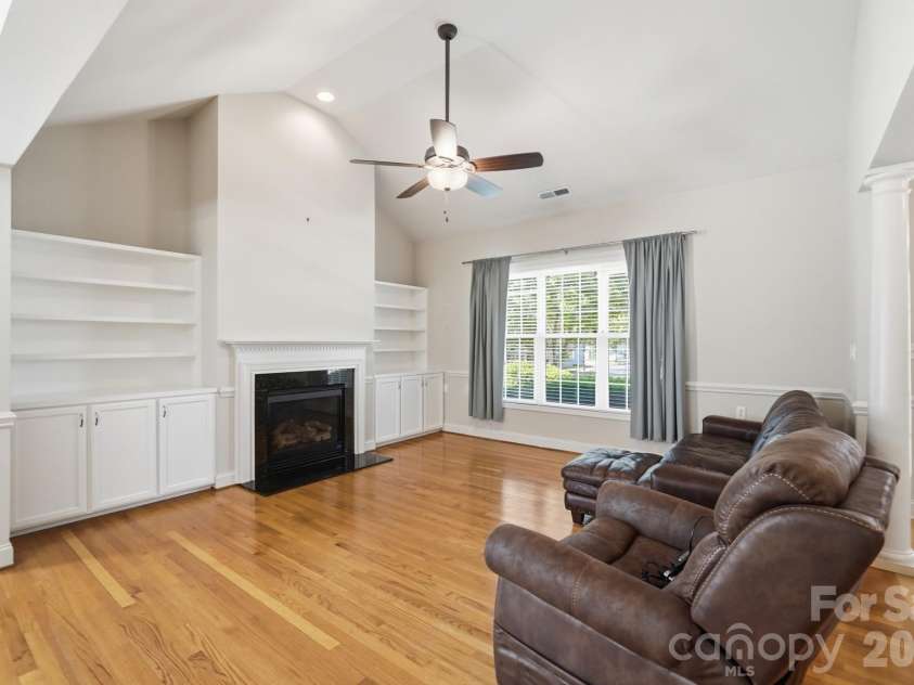 13344 Old Compton Court, Pineville, NC 28134.  MLS# CAR4385876, YatesRealty ID 26190. 