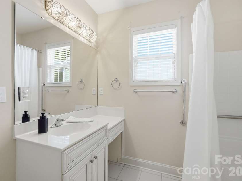 13344 Old Compton Court, Pineville, NC 28134.  MLS# CAR4385876, YatesRealty ID 26190. 