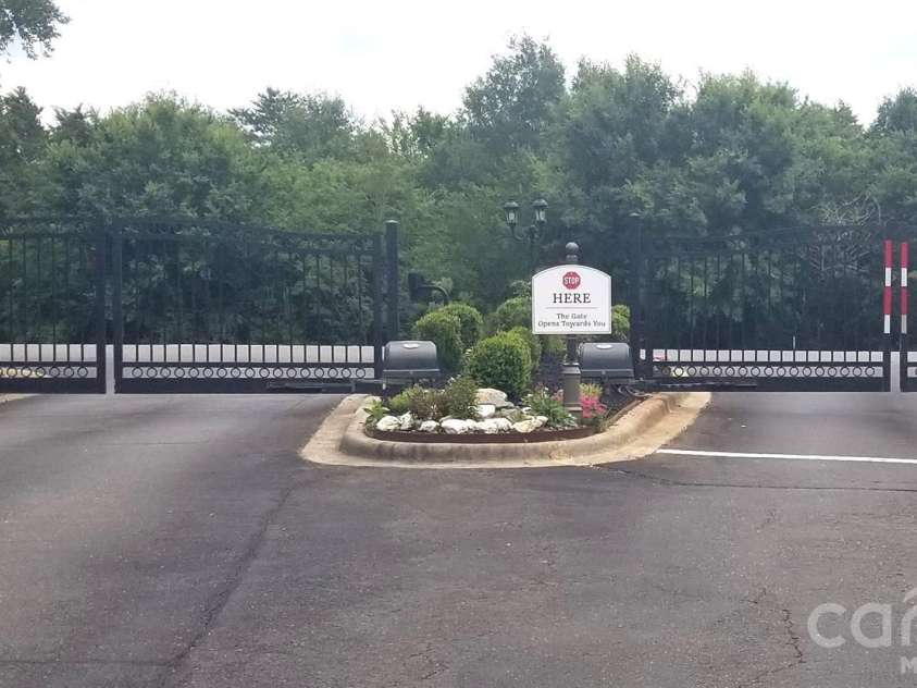 13344 Old Compton Court, Pineville, NC 28134.  MLS# CAR4385876, YatesRealty ID 26190. Gated Secuity