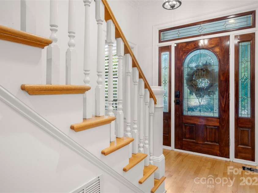 480 Robinson Road, Mooresville, NC 28117.  MLS# CAR4276641, YatesRealty ID 26190. 