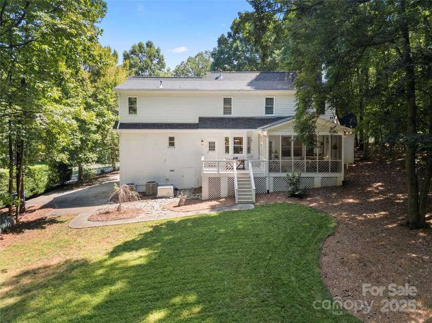 480 Robinson Road, Mooresville, NC 28117.  MLS# CAR4276641, YatesRealty ID 26190. 