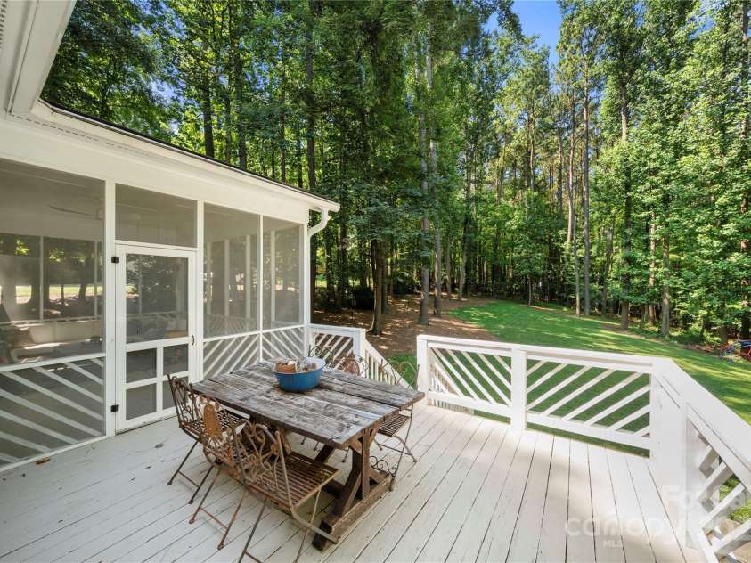 480 Robinson Road, Mooresville, NC 28117.  MLS# CAR4276641, YatesRealty ID 26190. 