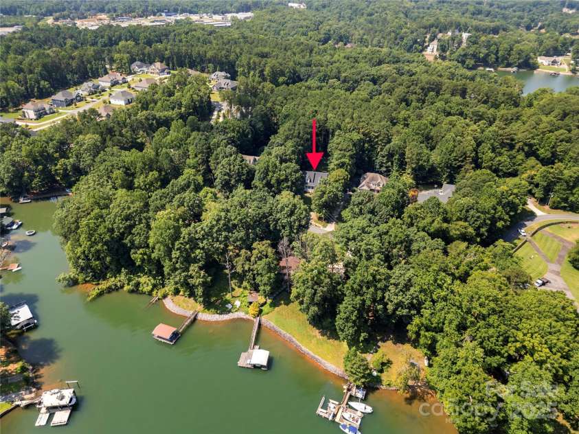 480 Robinson Road, Mooresville, NC 28117.  MLS# CAR4276641, YatesRealty ID 26190. 