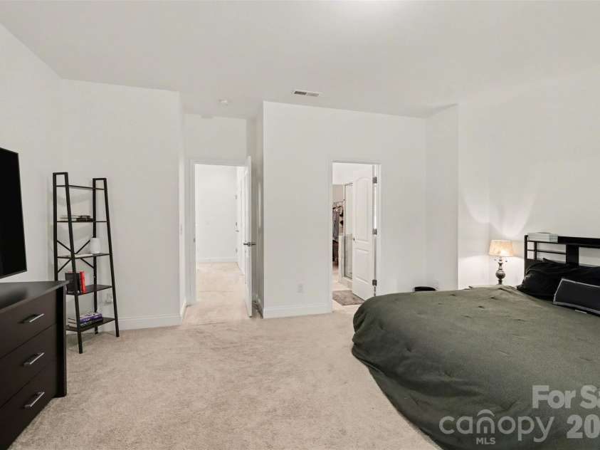 13712 Cinnabar Place, Huntersville, NC 28078.  MLS# CAR4372187, YatesRealty ID 26191. 