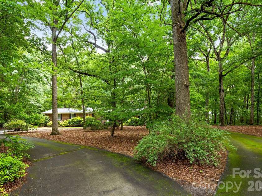 2038 Skyway Drive, Monroe, NC 28110.  MLS# CAR4387550, YatesRealty ID 26192. 