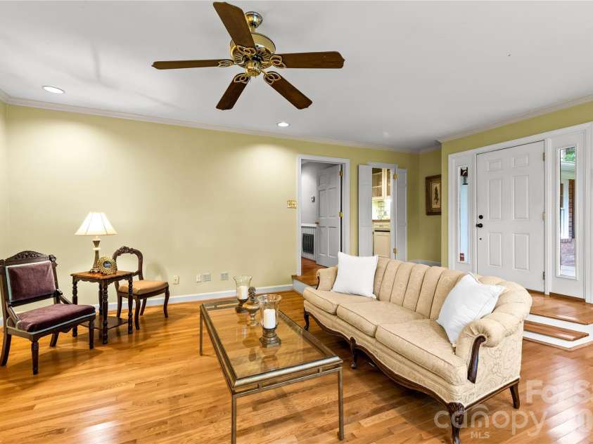 2038 Skyway Drive, Monroe, NC 28110.  MLS# CAR4387550, YatesRealty ID 26192. 