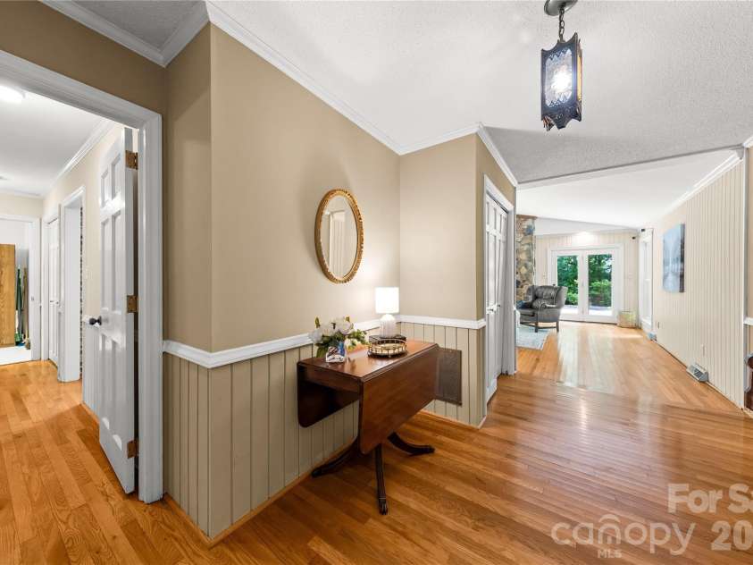 2038 Skyway Drive, Monroe, NC 28110.  MLS# CAR4387550, YatesRealty ID 26192. 