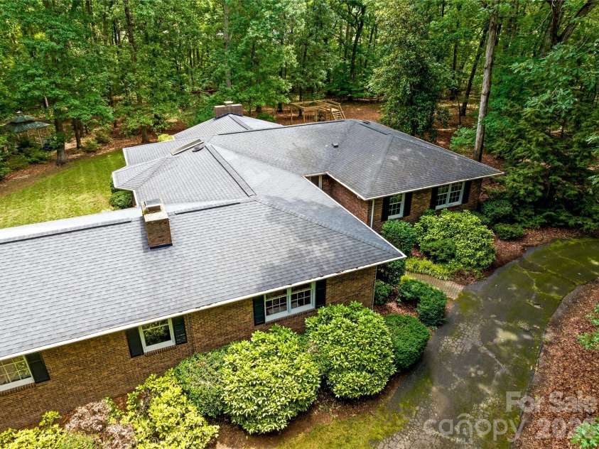 2038 Skyway Drive, Monroe, NC 28110.  MLS# CAR4387550, YatesRealty ID 26192. 