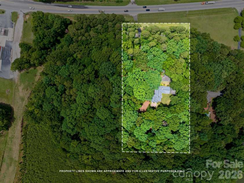 2038 Skyway Drive, Monroe, NC 28110.  MLS# CAR4387550, YatesRealty ID 26192. 