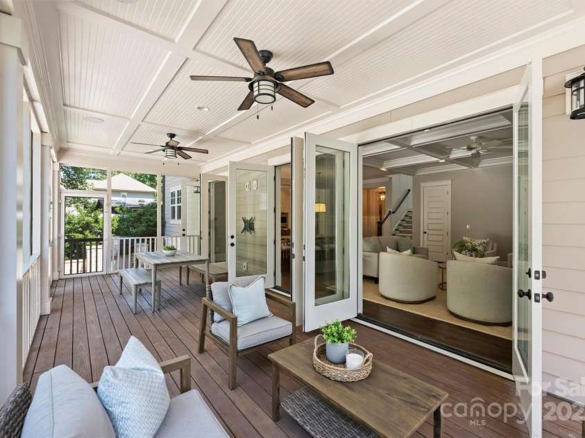 431 Wonderwood Drive, Charlotte, NC 28211.  MLS# CAR4266684, YatesRealty ID 26192. 