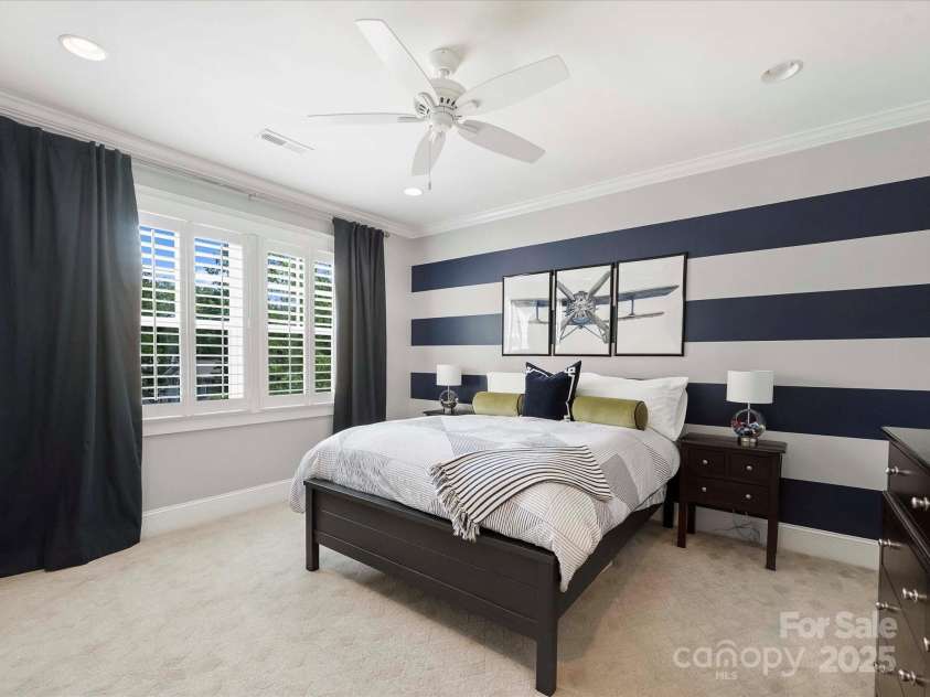 431 Wonderwood Drive, Charlotte, NC 28211.  MLS# CAR4266684, YatesRealty ID 26192. Bedroom