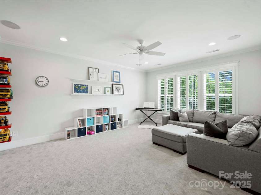 431 Wonderwood Drive, Charlotte, NC 28211.  MLS# CAR4266684, YatesRealty ID 26192. Bonus/Bedroom