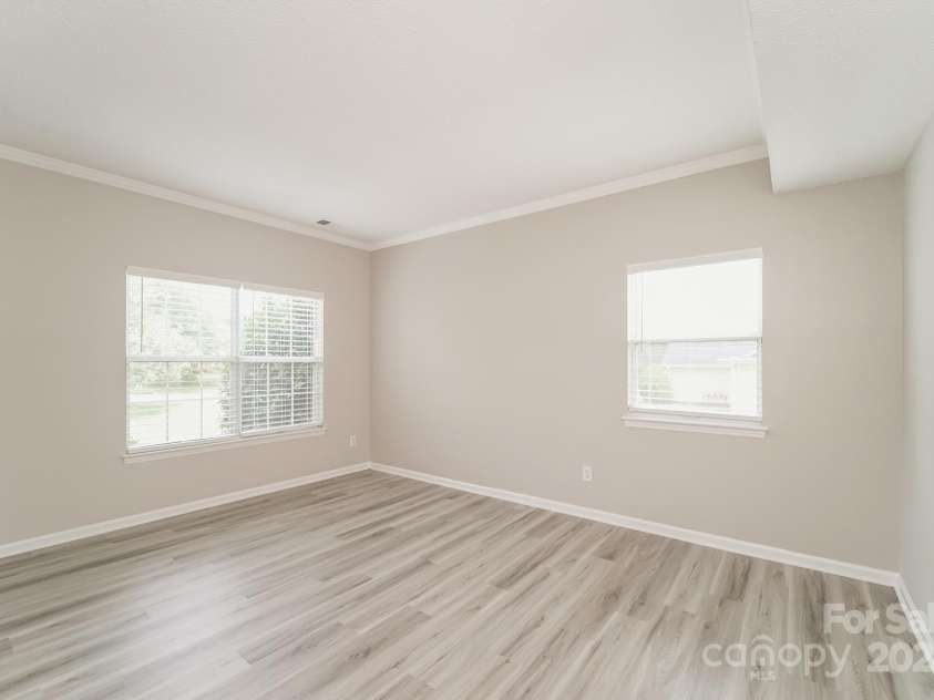 15129 Dartford Lane, Mint Hill, NC 28227.  MLS# CAR4170244, YatesRealty ID 26193. 