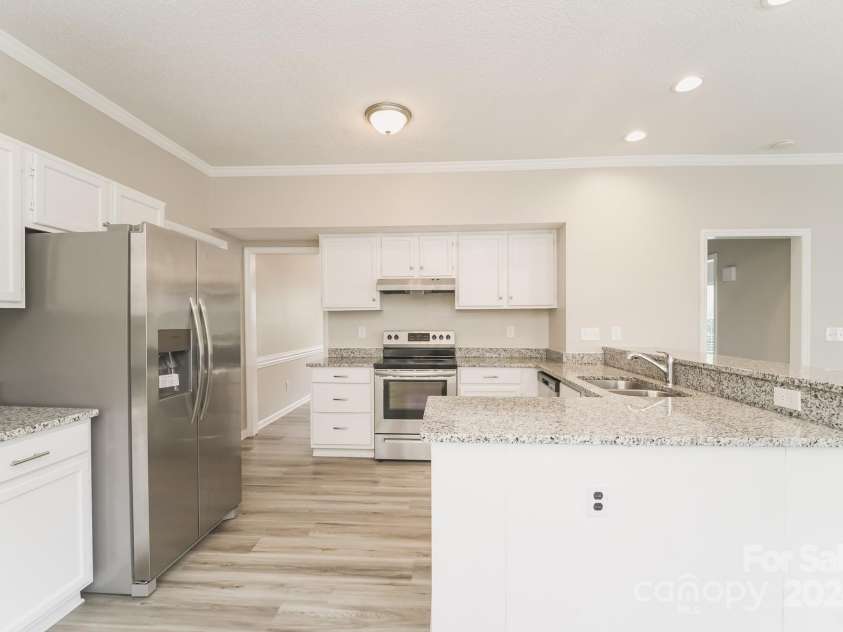 15129 Dartford Lane, Mint Hill, NC 28227.  MLS# CAR4170244, YatesRealty ID 26193. 